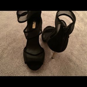 Mesh detail open toe with gold heel 7.5